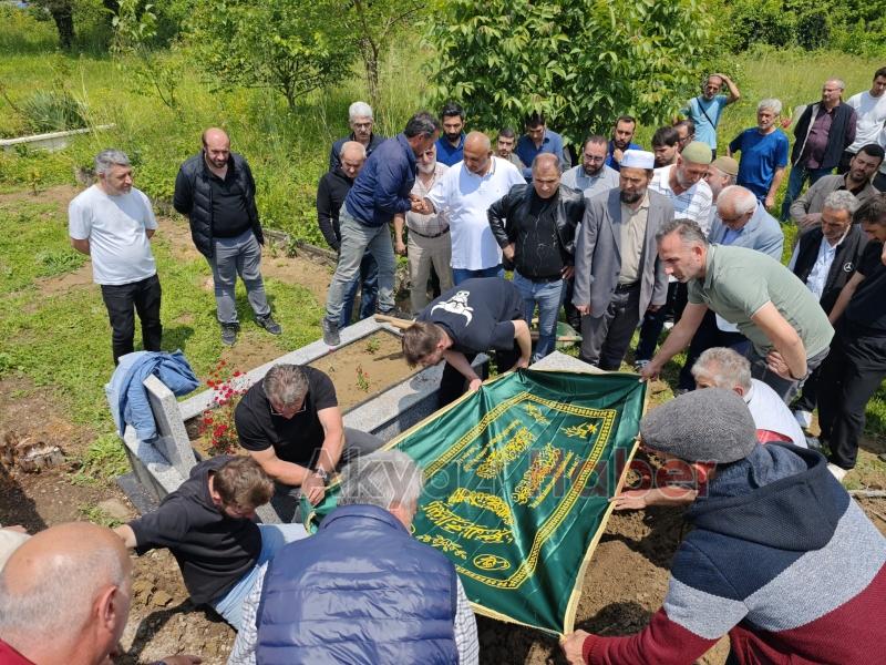 Sündüz Özmen defnedildi