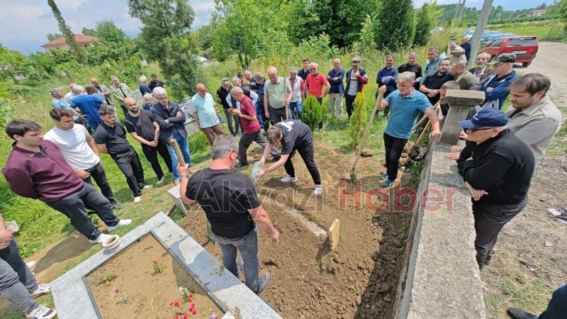 Sündüz Özmen defnedildi