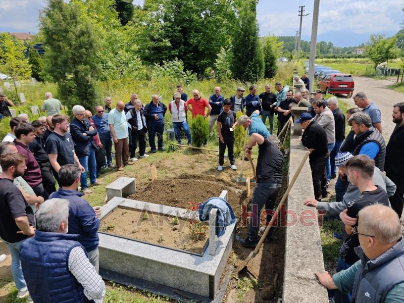 Sündüz Özmen defnedildi