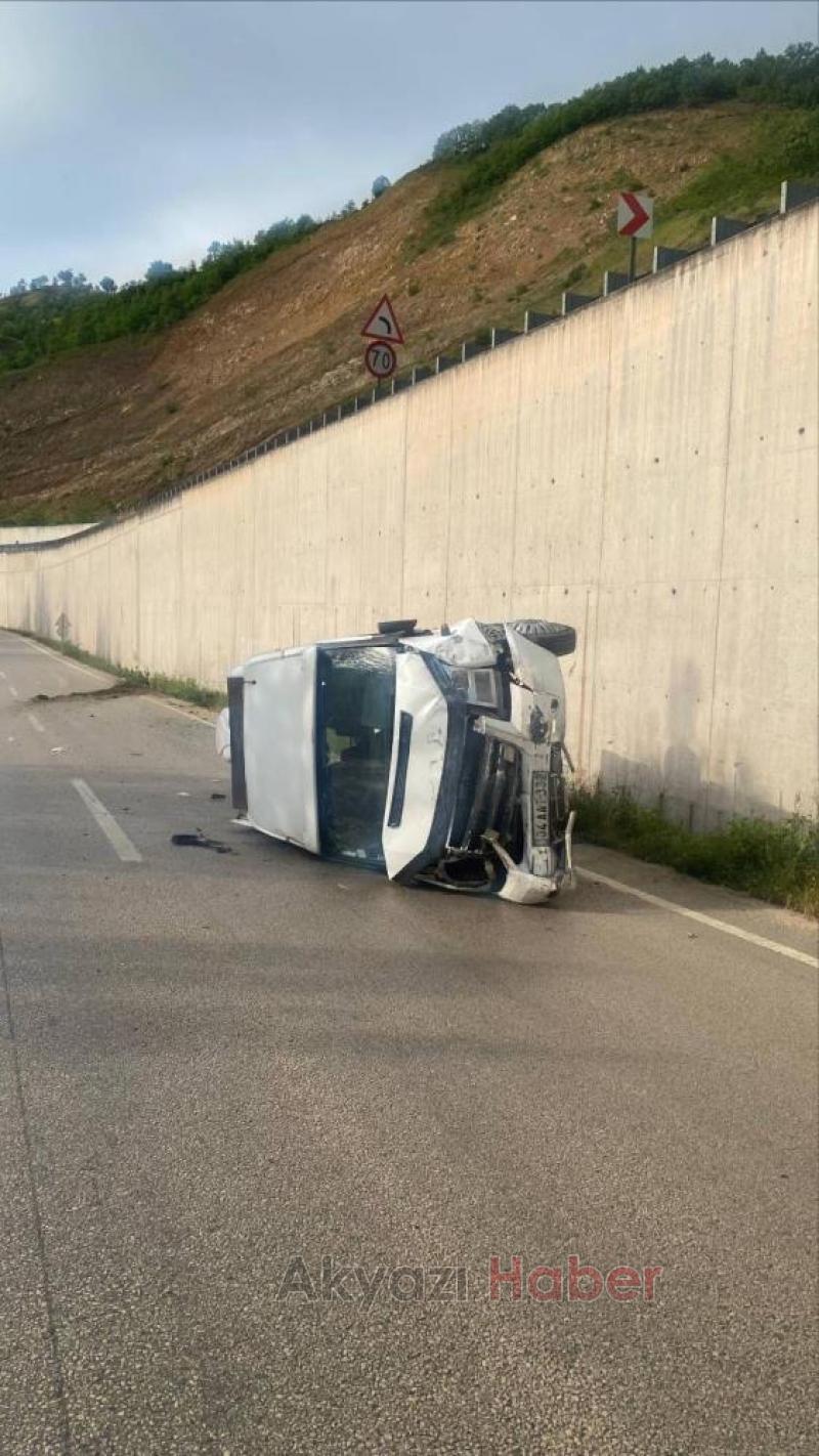 Taziye yolunda kaza 10 yaralı