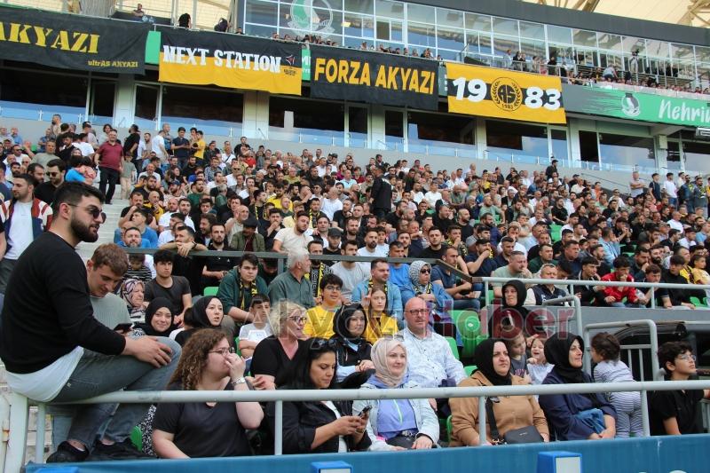 As Akyazıspor şampiyonluk maçını kaybetti