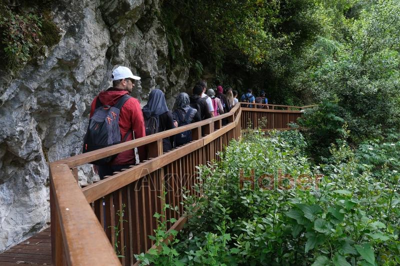 Doğa yürüyüşleri Maden deresi ile sürdü