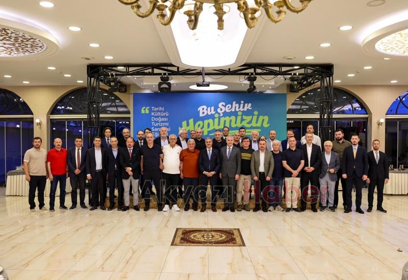 Başkan Alemdar'dan iş adamları ile Sakaryaspor toplantısı