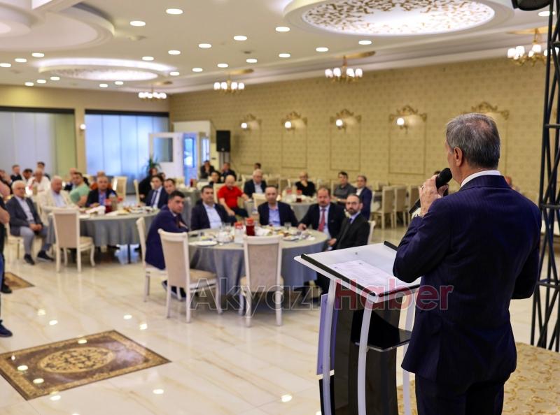 Başkan Alemdar'dan iş adamları ile Sakaryaspor toplantısı