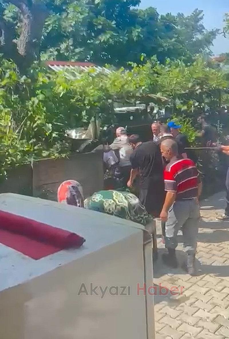 Kurbanlık boğa ortalığı karıştırdı