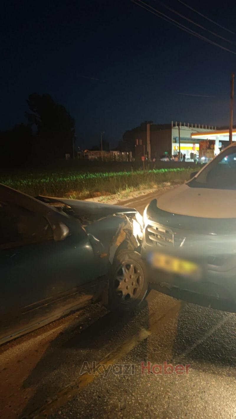 Caddede zincirleme kaza 5 yaralı