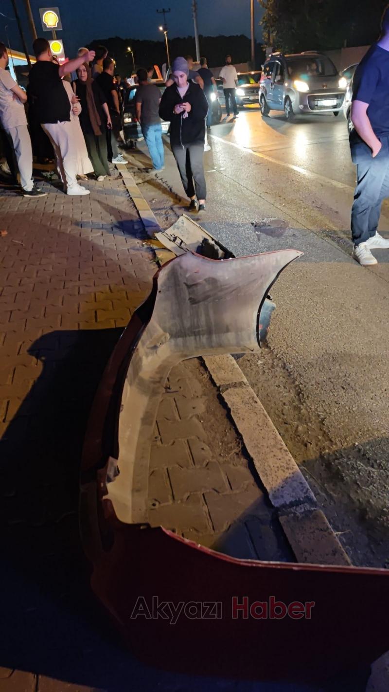 Caddede zincirleme kaza 5 yaralı