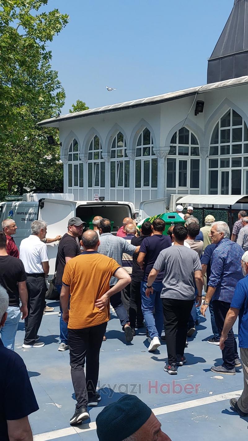 Zeki Özkat Defnedildi