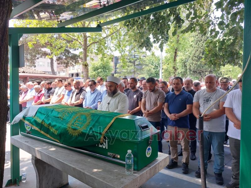 Zeki Özkat Defnedildi