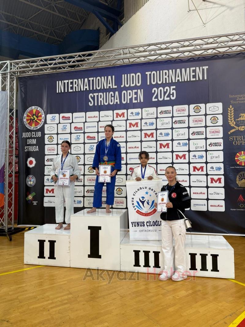 Sakaryalı Judocular Makedonya’da Madalyaları Topladı