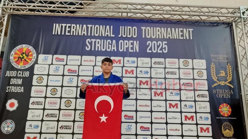 Sakaryalı Judocular Makedonya’da Madalyaları Topladı