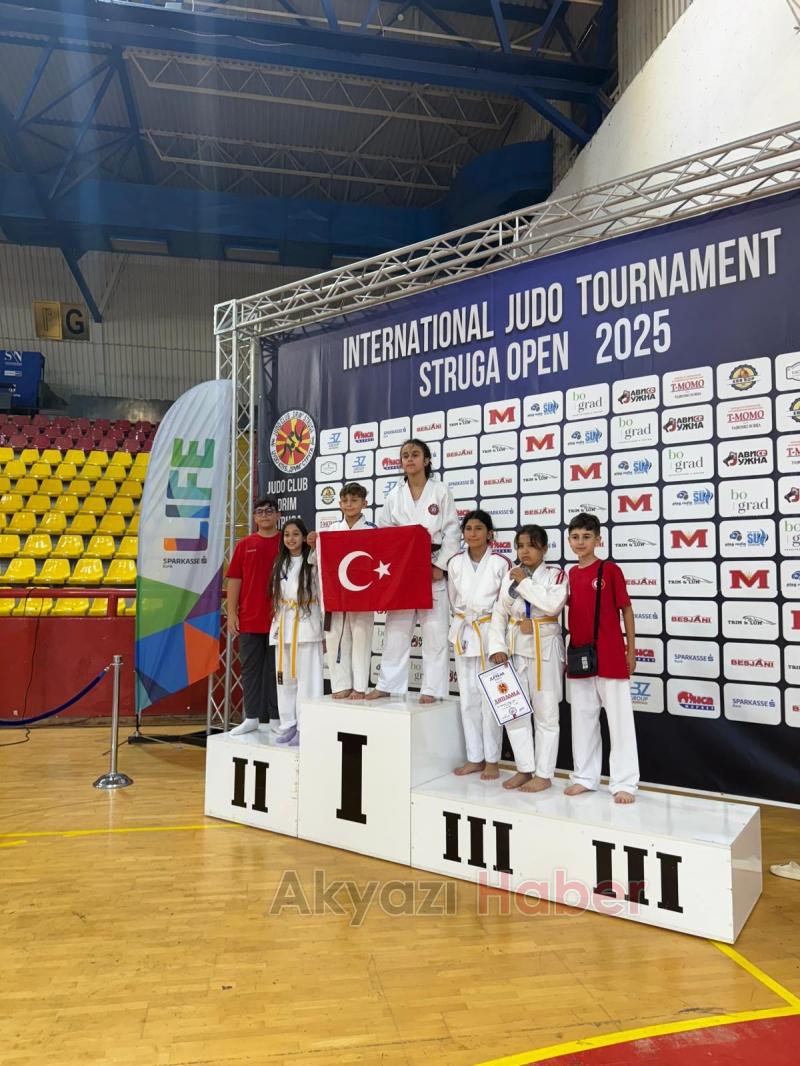 Sakaryalı Judocular Makedonya’da Madalyaları Topladı