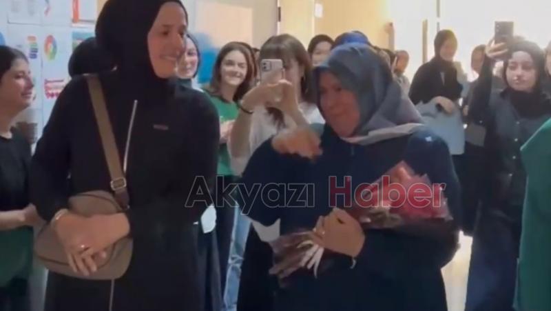 Emekli olan Gülen öğretmene sürpriz uğurlama