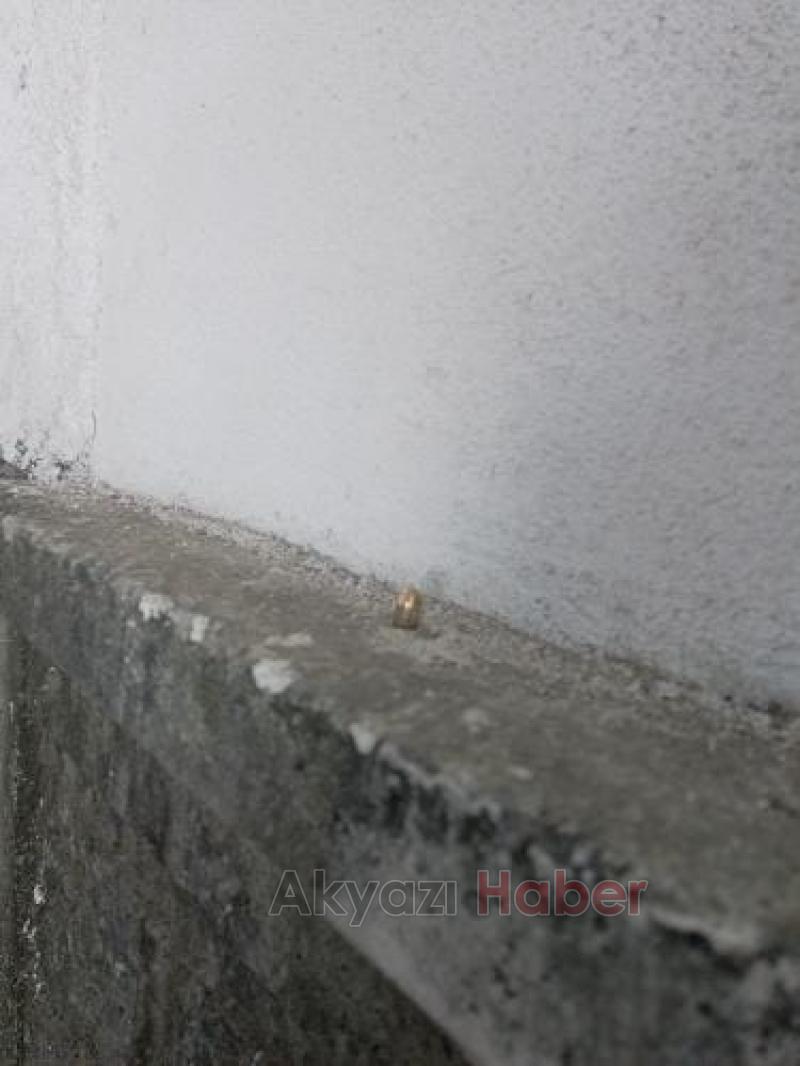 Yorgun mermi garaja isabet etti