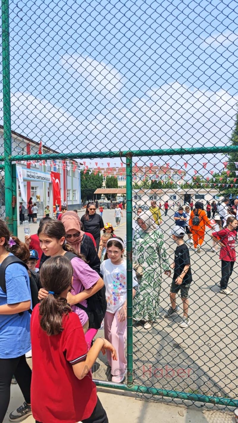 İnönü İlkokulu öğrencileri Filistin için kermes düzenledi