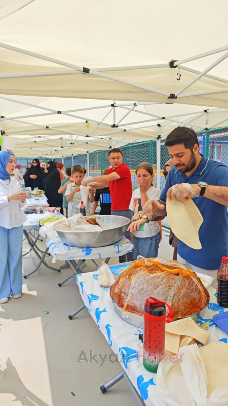 İnönü İlkokulu öğrencileri Filistin için kermes düzenledi