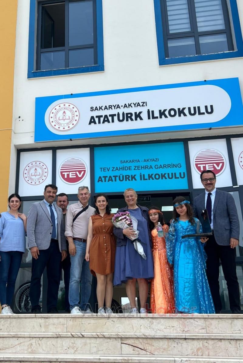 Akyazı Atatürk ilkokulu 4.sınıfta mezuniyet ve yıl sonu etkinliği 