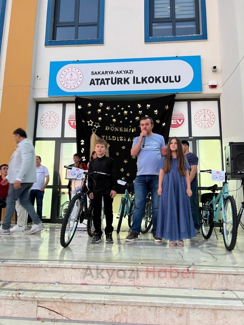 Akyazı Atatürk ilkokulu 4.sınıfta mezuniyet ve yıl sonu etkinliği 