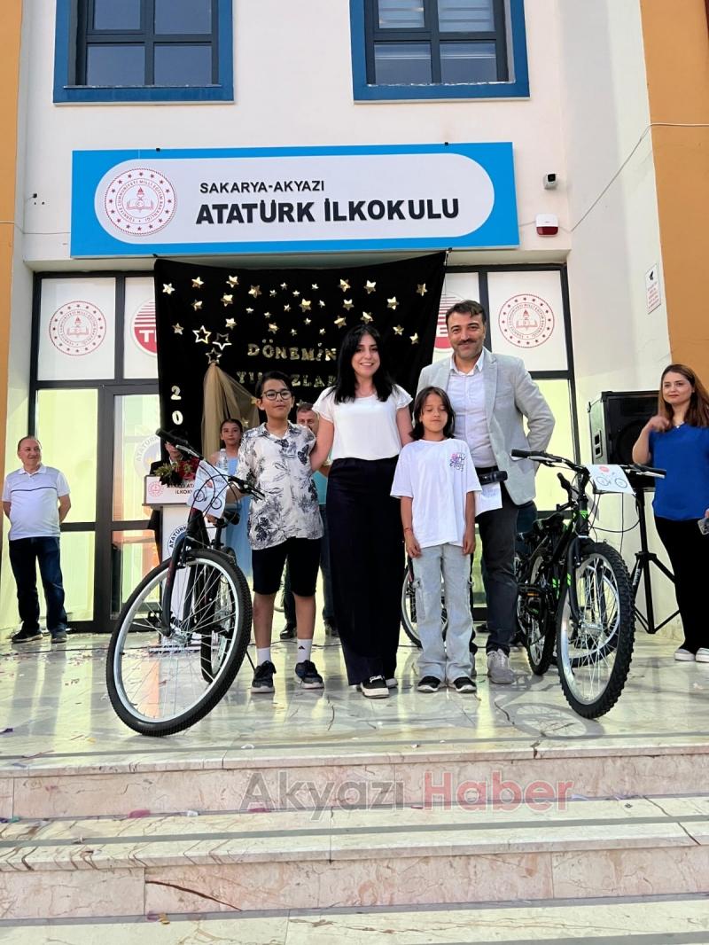 Akyazı Atatürk ilkokulu 4.sınıfta mezuniyet ve yıl sonu etkinliği 