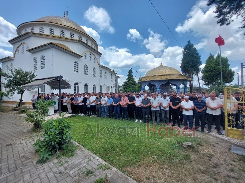 Genç yaşta kalp krizi geçiren genç toprağa verildi