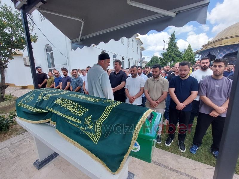 Genç yaşta kalp krizi geçiren genç toprağa verildi