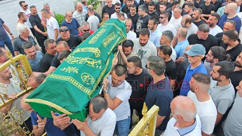 Genç yaşta kalp krizi geçiren genç toprağa verildi