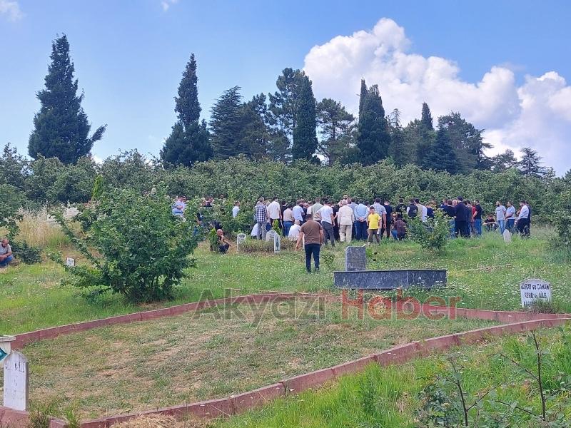 Genç yaşta kalp krizi geçiren genç toprağa verildi