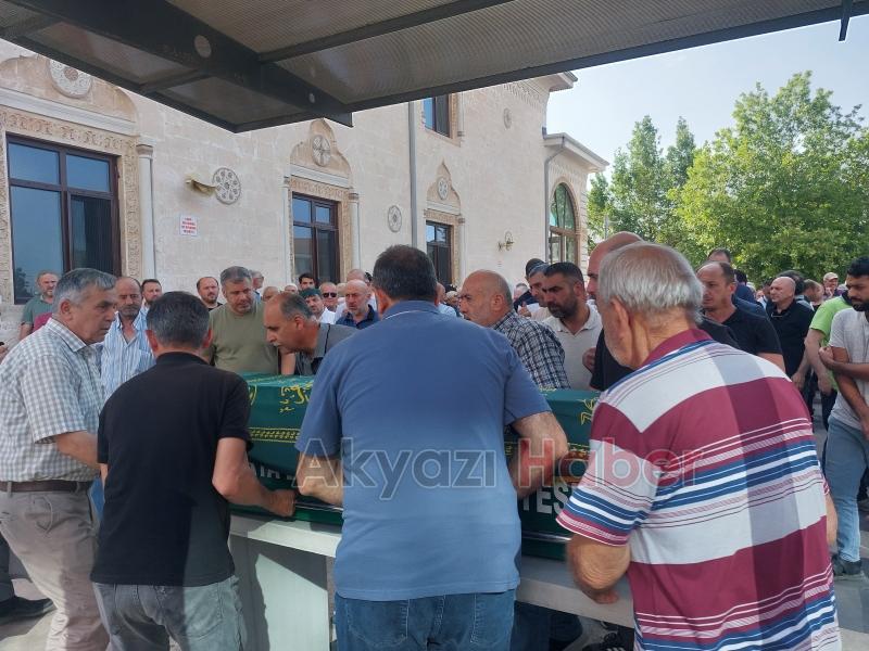 Yaşar Yalın Dualarla Toprağa verildi.