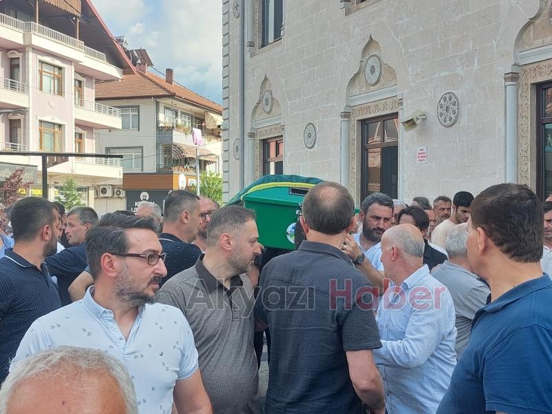 Yaşar Yalın Dualarla Toprağa verildi.