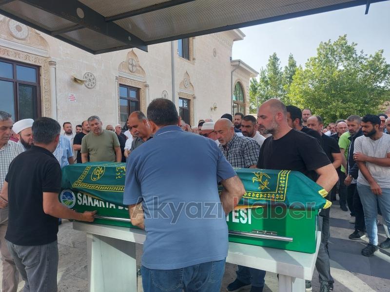 Yaşar Yalın Dualarla Toprağa verildi.