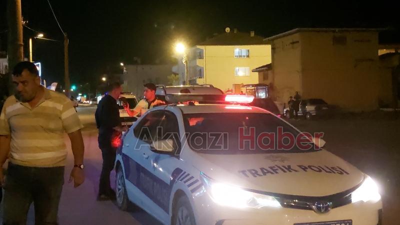 Muhtar direksiyon hakimiyetini kaybetti, otomobil az kalsın eve giriyordu