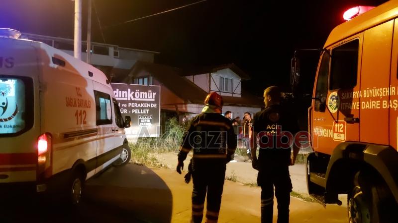 Muhtar direksiyon hakimiyetini kaybetti, otomobil az kalsın eve giriyordu