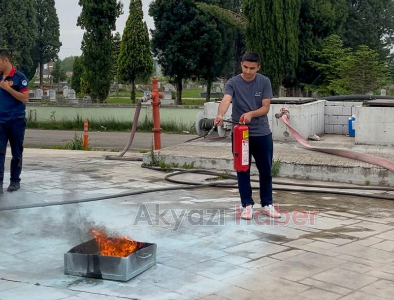 Akyazı Sağlık Hizmetleri MYO öğrencilerine yangın eğitimi