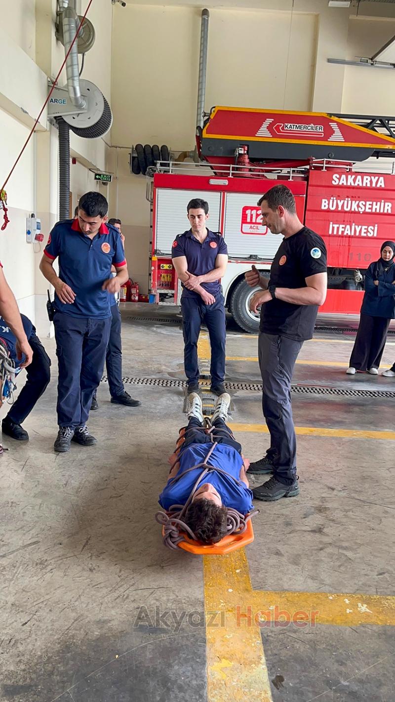 Akyazı Sağlık Hizmetleri MYO öğrencilerine yangın eğitimi