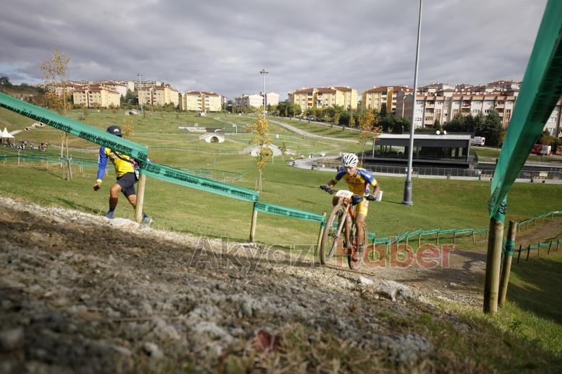 Şampiyonaya ulaşım ücretsiz