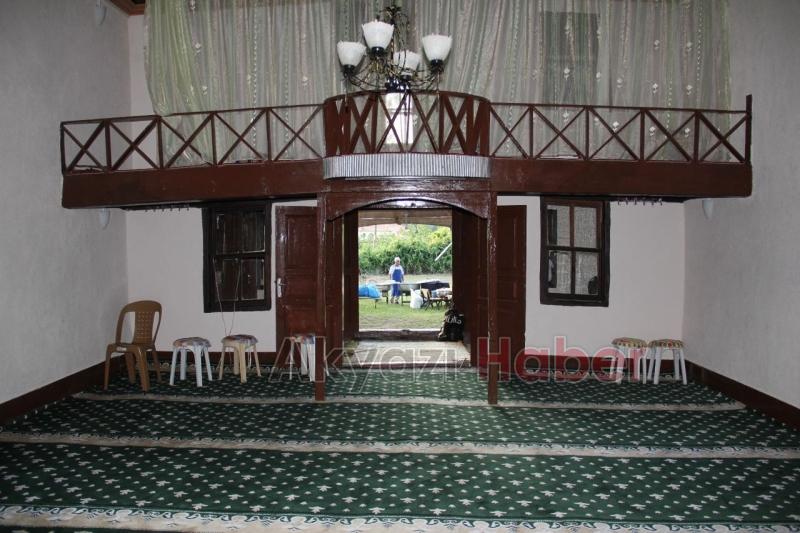 120 Yıllık Camide Ezan Sesleri Tekrar Yükseldi