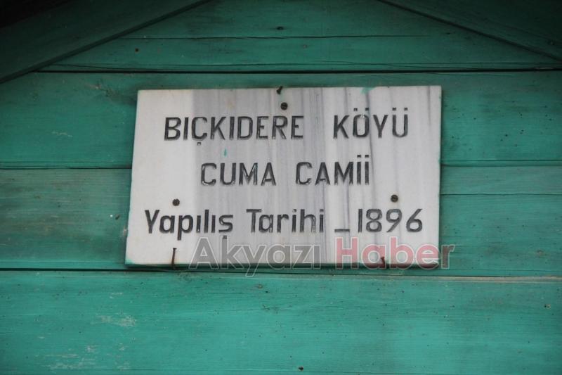 120 Yıllık Camide Ezan Sesleri Tekrar Yükseldi