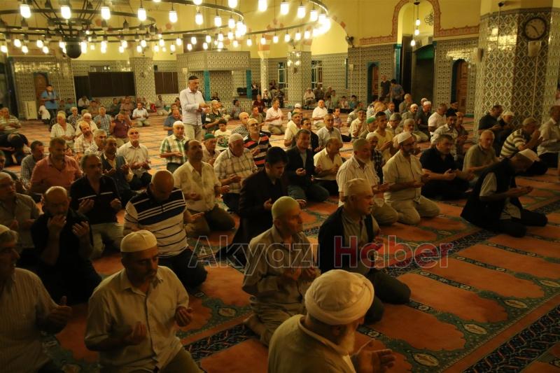 15 Temmuz Destanı Anma Etkinliklerinin 3.Gece Nöbeti Tutuldu