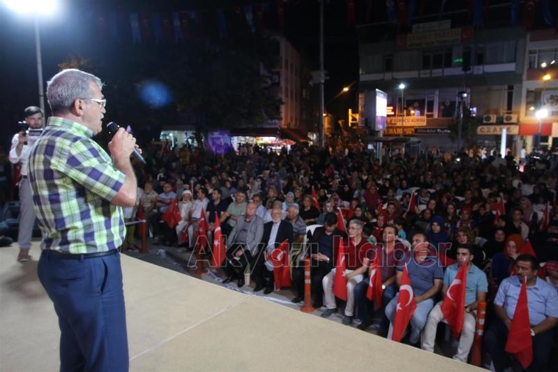 15 Temmuz Destanı Anma Etkinliklerinin 3.Gece Nöbeti Tutuldu