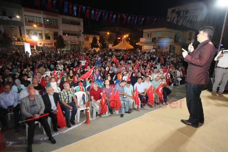 15 Temmuz Destanı Anma Etkinliklerinin 3.Gece Nöbeti Tutuldu