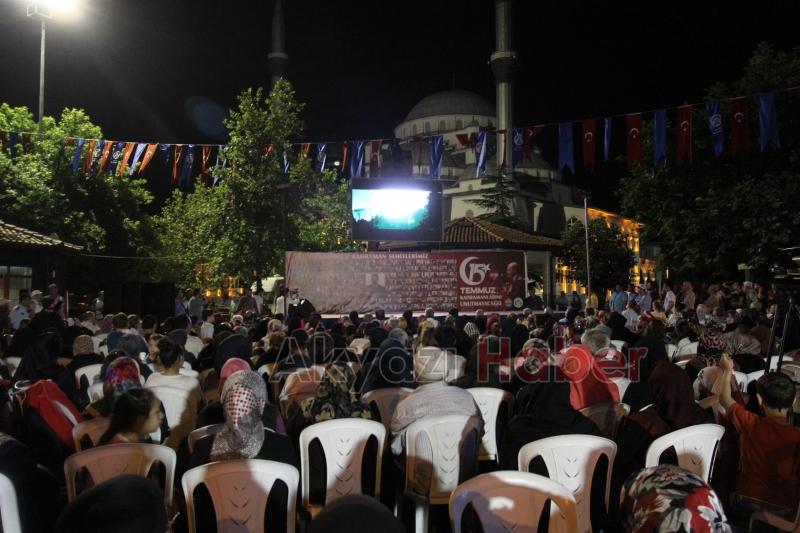 15 Temmuz Etkinlikleri 2.Gece Nöbetinde Akyazı Yine Meydanlarda Doldu Taştı