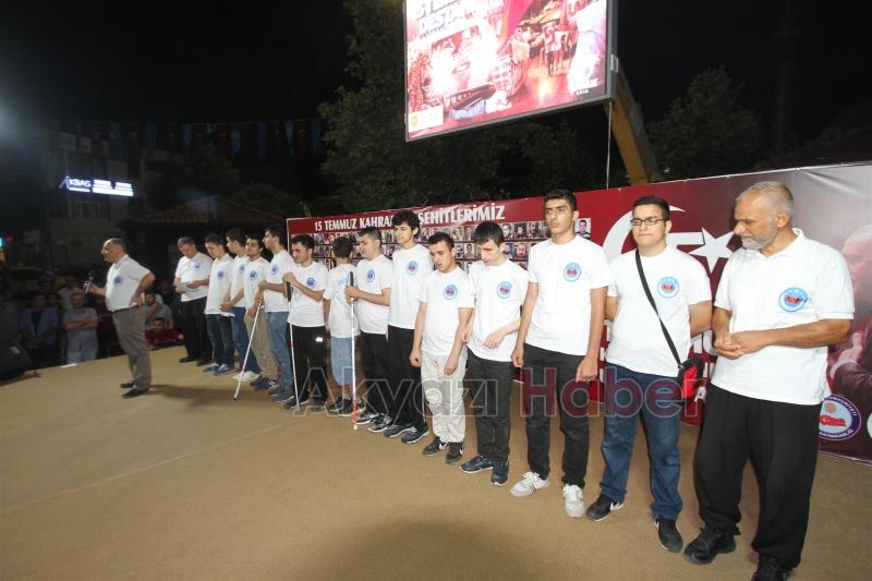 15 Temmuz Etkinlikleri 2.Gece Nöbetinde Akyazı Yine Meydanlarda Doldu Taştı