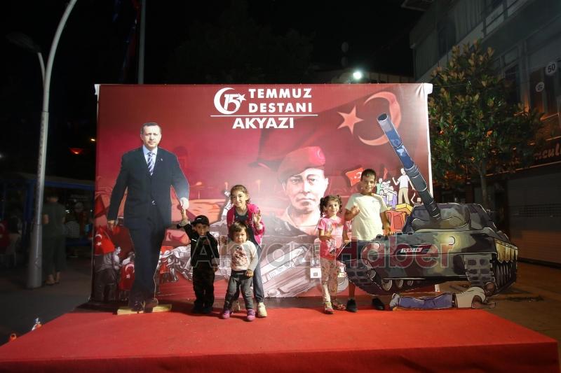 15 Temmuz Etkinlikleri 2.Gece Nöbetinde Akyazı Yine Meydanlarda Doldu Taştı