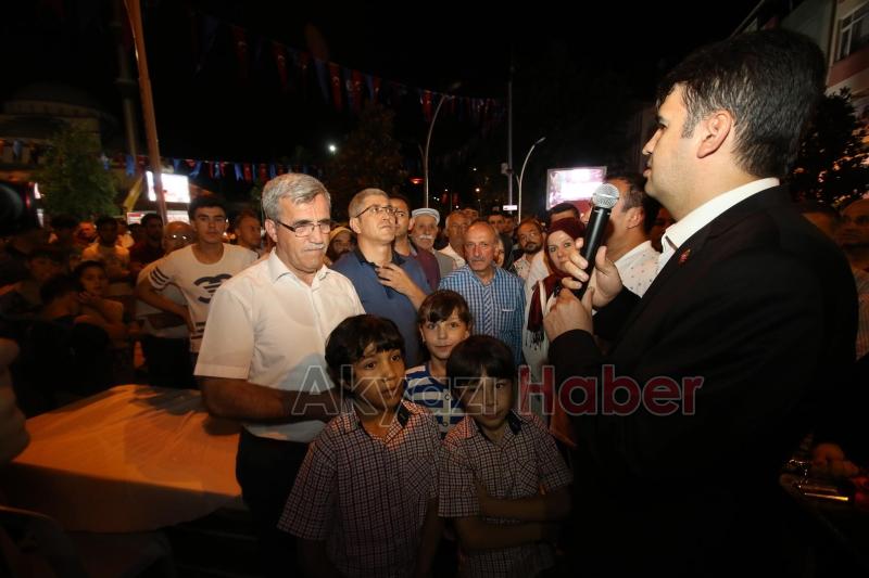 15 Temmuz Etkinlikleri 2.Gece Nöbetinde Akyazı Yine Meydanlarda Doldu Taştı