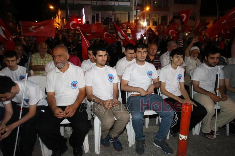 15 Temmuz Etkinlikleri 2.Gece Nöbetinde Akyazı Yine Meydanlarda Doldu Taştı