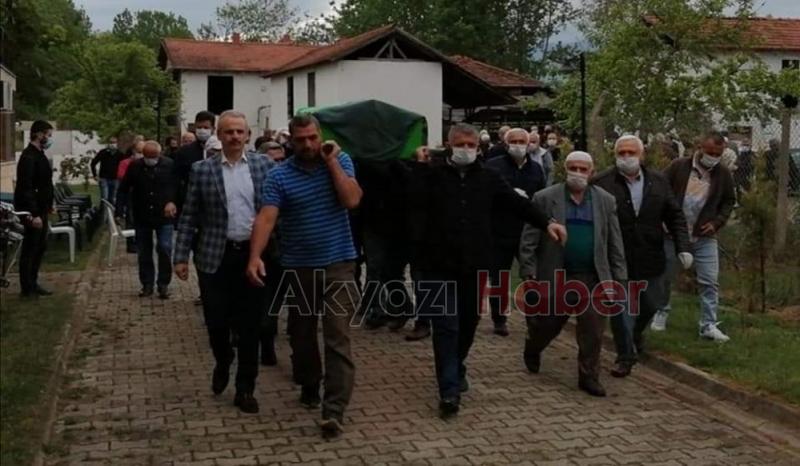 15 Temmuz Milli İrade Derneği Akyazı başkanı Ali Gezer Annesini Toprağa verdi