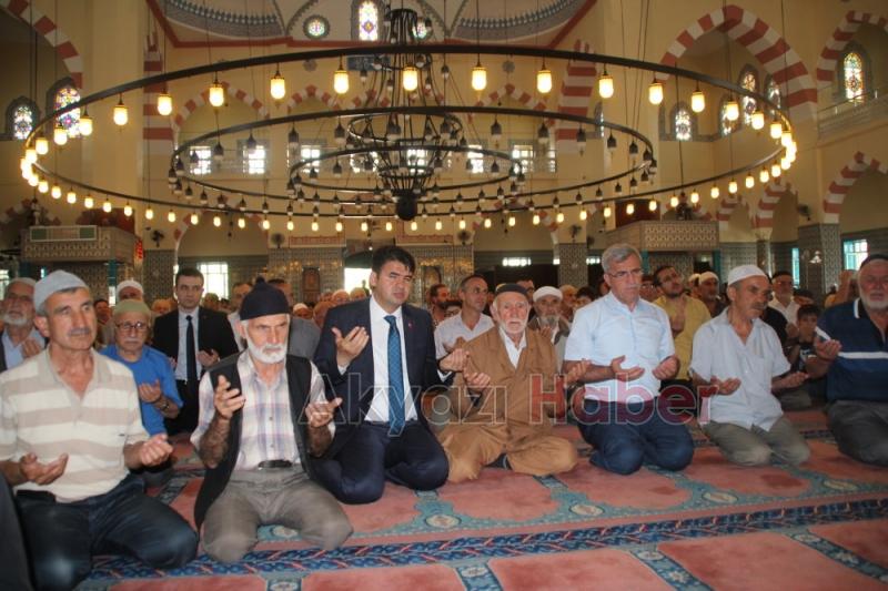  15 Temmuz Şehitlerini Anma Etkinlikleri Akyazı da Başladı