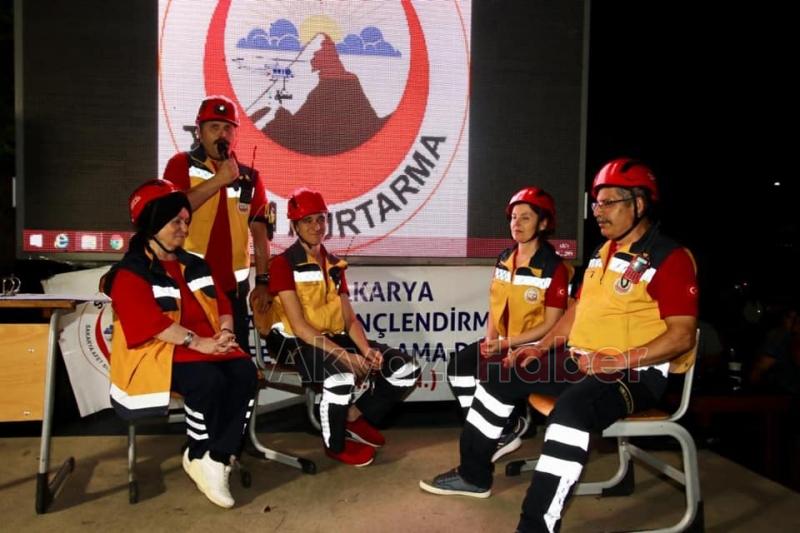 17 AĞUSTOS 1999 Marmara Depremi Şehitleri Anıldı