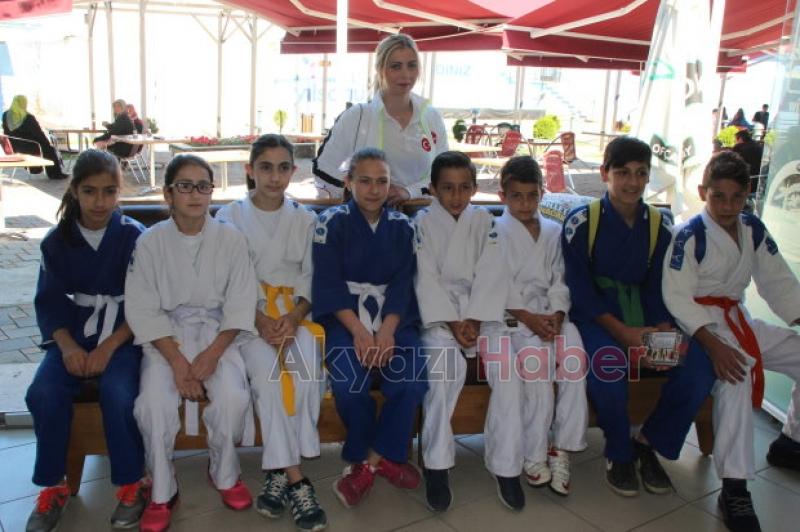 19 Mayıs Törenle Kutlandı