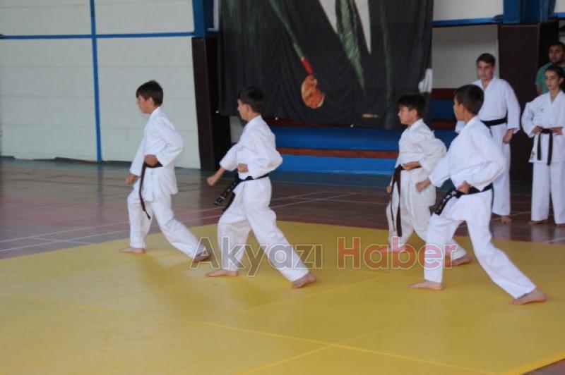 19 Mayıs Törenle Kutlandı